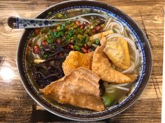 -柳石居柳州螺蛳粉(万达店)