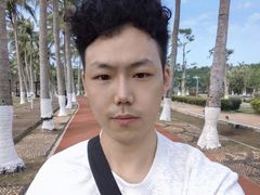 -万绿园