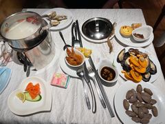 -领鲜活海鲜榴莲自助火锅(东门店)