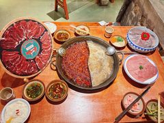 -周小明火锅(黑金冠社区店)