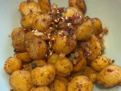 -川流不息·地道川菜·小龙虾(松东路店)