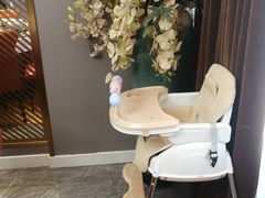 -鸿星花园酒家(银亿家园店)