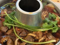 鲜烧牛杂锅-郑记•不夜城烧烤•龙虾•虾蟹(黄鹤楼店)