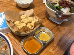 -云阿蛮云南生烫牛肉米线(奉贤路店)