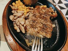 -悦荟牛排餐厅(开发区万达店)