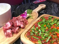 -热火朝天鲜切牛肉火锅(南强街巷店)