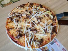 大宴薄脆四合一披萨-必胜客(华南摩尔店)