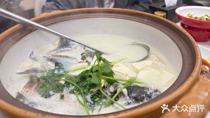 宝荣鱼馆·临湖之宴(千岛湖店)鱼头汤图片