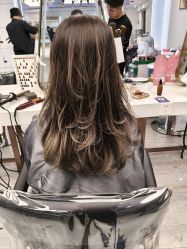 -镁连社·美联社