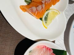 三文鱼-领鲜活海鲜榴莲自助火锅(东门店)