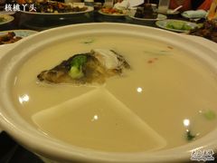 千岛湖鱼头-鸿宾楼-鸿宾楼(展览馆路店)