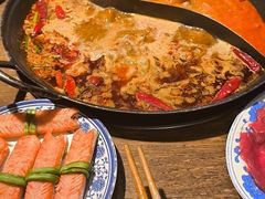 -萍姐火锅·公路夜市(打浦桥日月光店)