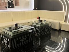 -山之屋炭火烧肉·生啤畅饮(大朗万科中央公园店)