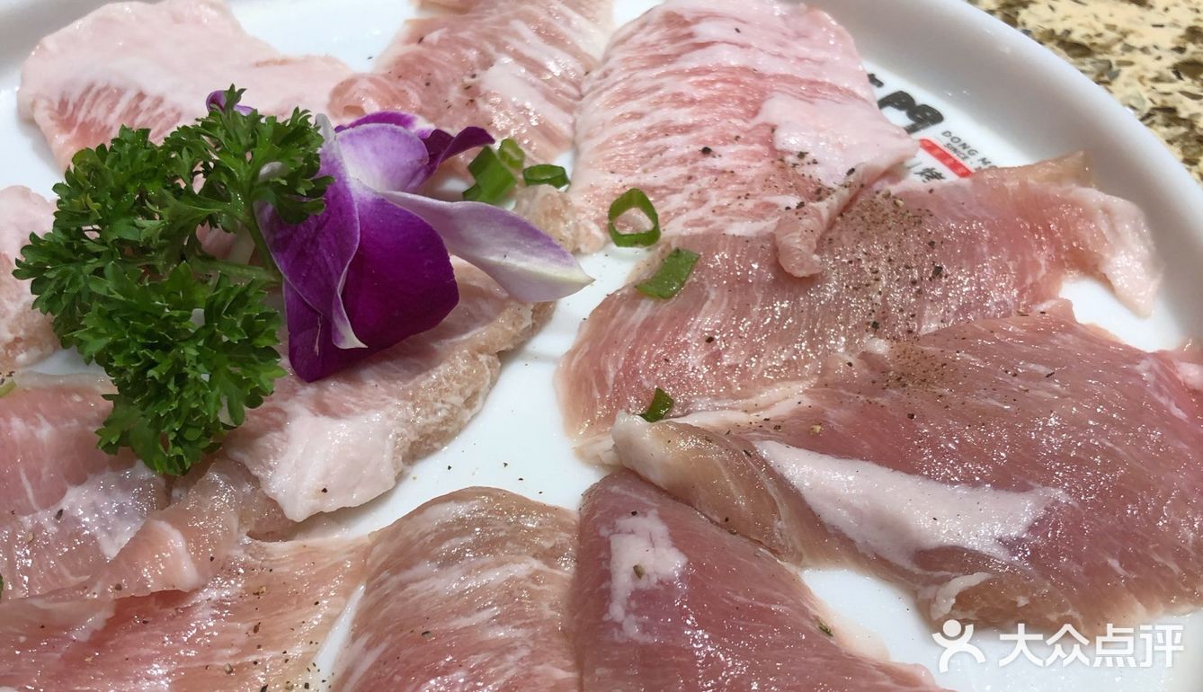 狼吞虎咽超满足
