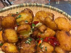 -陈老太婆·特色烧烤·小龙虾(河东店)