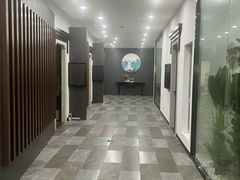 -余天成(上海云间粮仓文创园店)