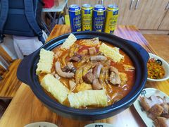 -螺阿牛柳州螺蛳粉·特色煲仔饭