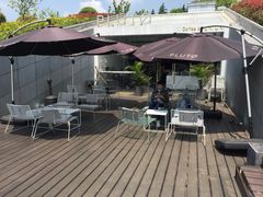 景观位-UNI UNI(环亚凯瑟琳店)