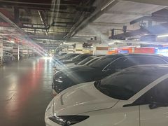 -百联中环购物广场-停车场