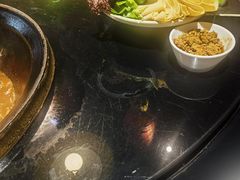 -鱼窝棚柴火铁锅炖(富山屯店)