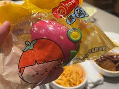 -海底捞火锅(新松江路生日主题店)