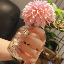 -悦指间美甲美睫