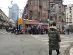 -梅记大块头爆鱼店(乍浦路店)