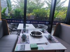 靠窗位-马家斑.鲜鱼火锅(松湖万科店)