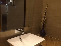 -爱乐国际温泉水疗会