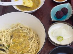 -百年老字号·观振兴蟹黄面·三虾面·苏式面(观前街富仁坊巷店)