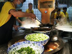 -吾穆勒蓬灰牛肉面·清真(北滨河中路店)