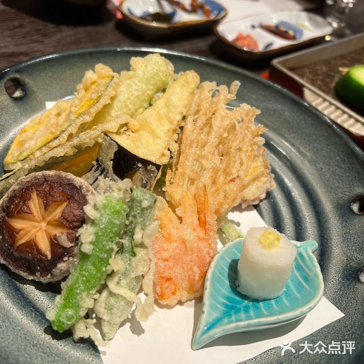 人多聚餐就不要Omakase啦#深圳四葉#日料[吐]