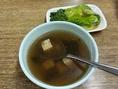 -煲煲香快餐(南京路店)