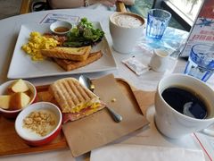 -必胜客(广渠路店)