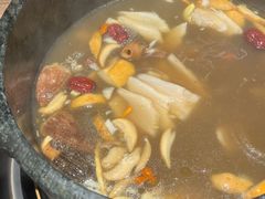 -蘑界·野生菌火锅(深业上城店)