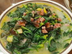 上汤苋菜-龙泽园私房菜·地道南京味 ·招牌大鱼头(油坊桥店)