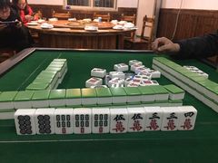 -三里屯土灶炖公鸡地锅鸡(江东店)