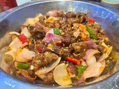 -休记光头香辣蟹干锅(绵竹店)