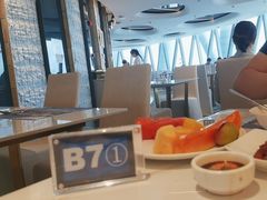 -广州塔璇玑地中海自助旋转餐厅