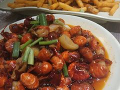 全味虾球-巴厘龙虾·榜首油焖大虾(音乐学院·沿江酒馆店)