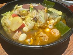 -万记麻辣烫国展总店