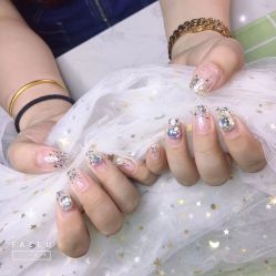 -由甲·美甲美睫工作室