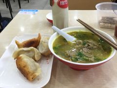 -珊珊小笼馆(仙霞路店)