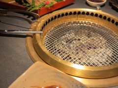 -铭牛烧肉·和牛海鲜自助(高新月牙湖店)
