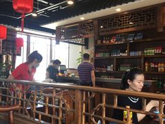 大堂-亿诣蝎府炸酱面羊蝎子火锅(酷车小镇店)