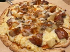 菠萝烤鸡披萨-玛格萝妮比萨屋(四平店)
