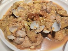 茄子炖蚬子-日丰园海肠水饺·老字号大连海鲜(银泰城店)