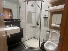 -蓬客精品酒店(南山海岸城购物中心店)