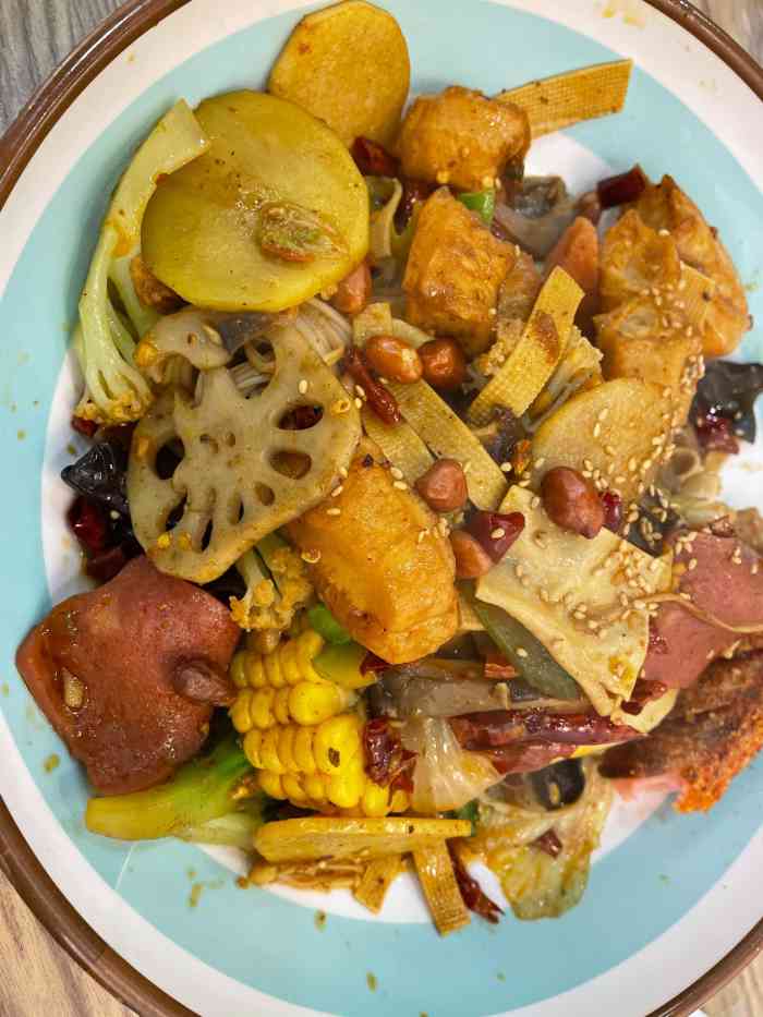 香满棠麻辣香锅(长安北路店)-"味道相当不错的一家香锅店,也有冒菜