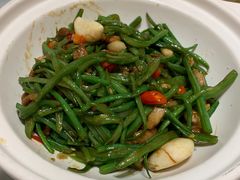 -小菜园新徽菜(宜兴八佰伴店)